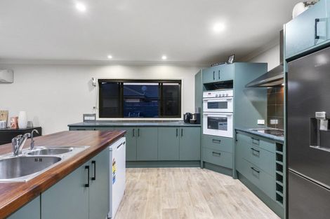 Photo of property in 1 Marchignal Street, Coastlands, Whakatane, 3120