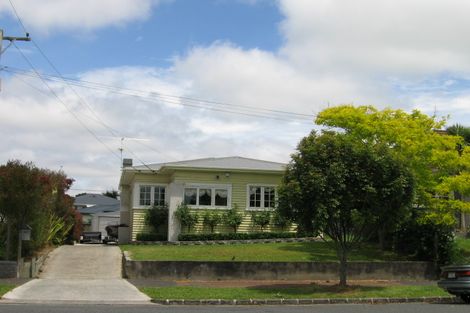 Photo of property in 22 Premier Avenue, Point Chevalier, Auckland, 1022