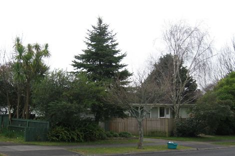 Photo of property in 2 Russleigh Drive, Dinsdale, Hamilton, 3204