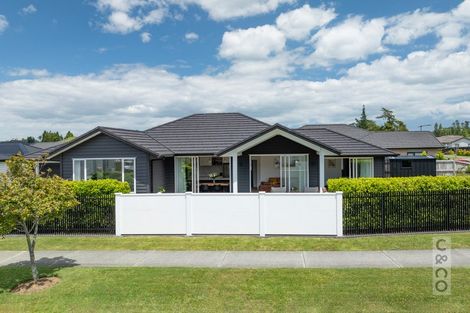Photo of property in 31 Fruitlands Road, Kumeu, 0810