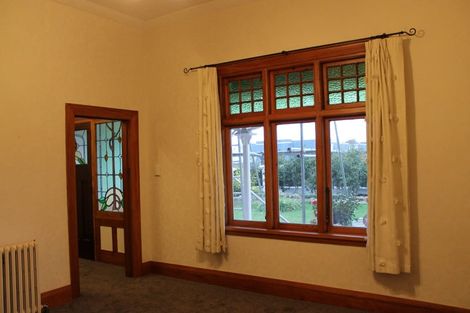 Photo of property in 291 Tay Street, Turnbull Thomson Park, Invercargill, 9810