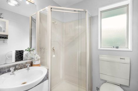 Photo of property in 2/86 Brookside Terrace, Bryndwr, Christchurch, 8053