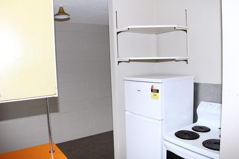 Photo of property in 1-6/145 Knighton Road, Hillcrest, Hamilton, 3216