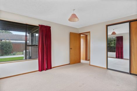 Photo of property in 87 Hawthornden Road, Avonhead, Christchurch, 8042
