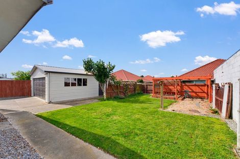 Photo of property in 4 Colesbury Street, Bishopdale, Christchurch, 8053