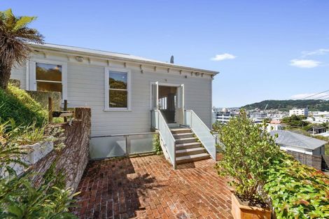 Photo of property in 32 Ohiro Road, Aro Valley, Wellington, 6021