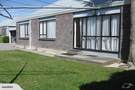 Photo of property in 2/33 Mortlake Street, Islington, Christchurch, 8042