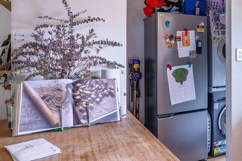 Photo of property in 2/27 Nikau Street, New Lynn, Auckland, 0600