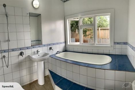 Photo of property in 376 Marine Parade, South New Brighton, Christchurch, 8062