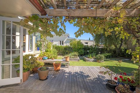 Photo of property in 11 Francis Street, Grey Lynn, Auckland, 1021