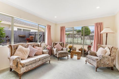 Photo of property in 2/3 Inagh Close, Dannemora, Auckland, 2016