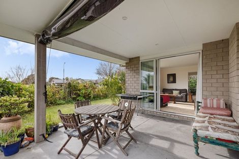 Photo of property in 105 Rowesdale Drive, Ohauiti, Tauranga, 3112