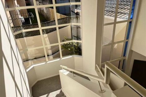Photo of property in 2/16a Onepoto Road, Hauraki, Auckland, 0622