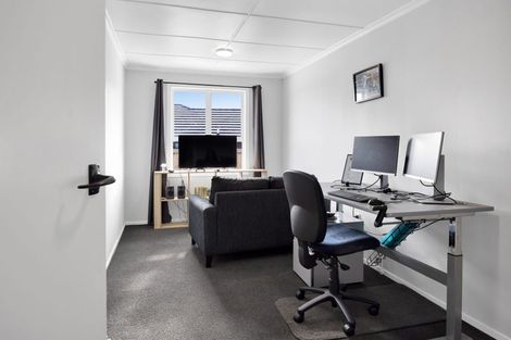 Photo of property in 5 Wills Road, Bell Block, New Plymouth, 4312