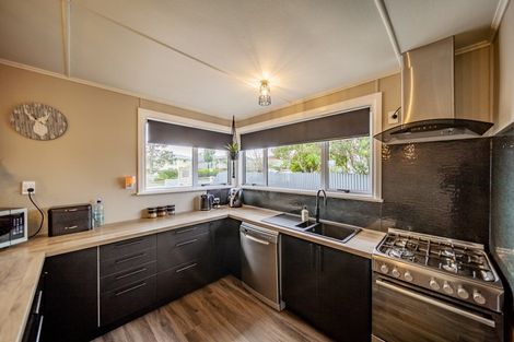 Photo of property in 27 Mclean Terrace, Waipukurau, 4200