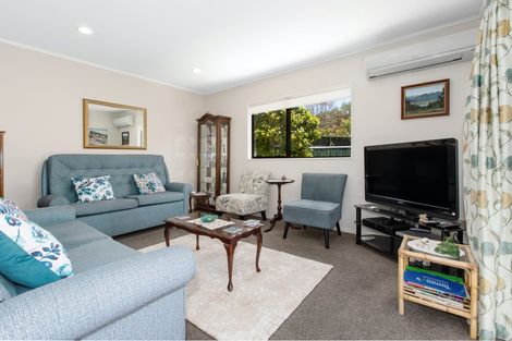 Photo of property in 45 Beauchamp Street, Tawa, Wellington, 5028