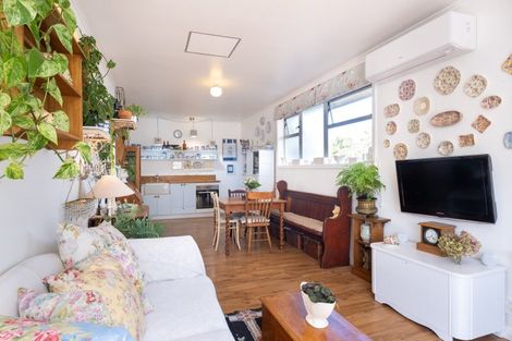 Photo of property in 31 Fitzroy Road, Bluff Hill, Napier, 4110