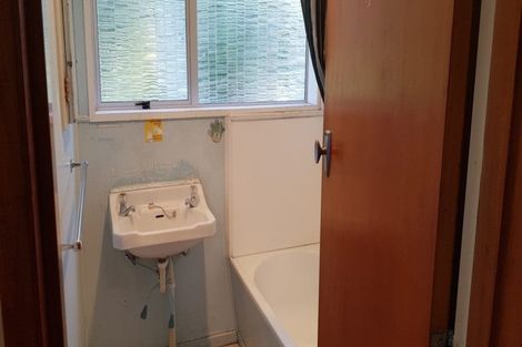 Photo of property in 10 Tavistock Street, Westown, New Plymouth, 4310