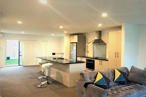 Photo of property in 38 Hollowout Street, Takanini, 2112