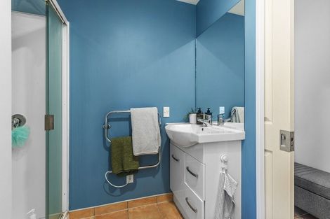 Photo of property in Atrium Towers, 8e/154 The Terrace, Wellington Central, Wellington, 6011