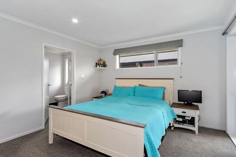 Photo of property in 33 Bradwell Crescent, Halswell, Christchurch, 8025