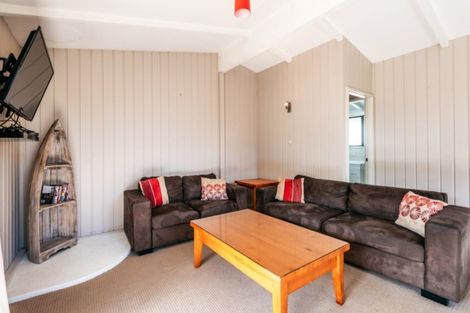 Photo of property in 13 Puriri Road, Oneroa, Waiheke Island, 1081