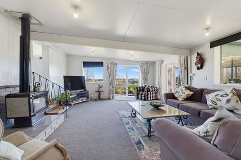 Photo of property in 63 Porter Road, Paparoa, 0571