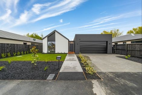 Photo of property in 62 Flaxmill Road, Harewood, 8051