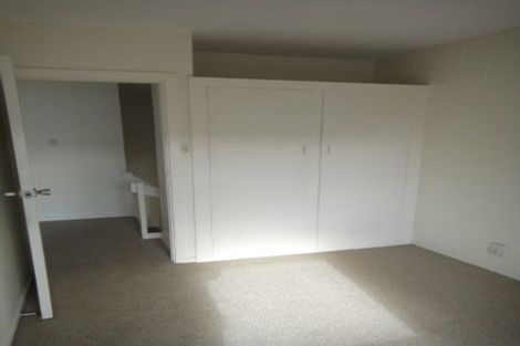 Photo of property in 2/99 Aikmans Road, Merivale, Christchurch, 8014