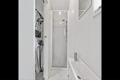 Photo of property in 70 Mcannalley Street, Manurewa East, Auckland, 2102