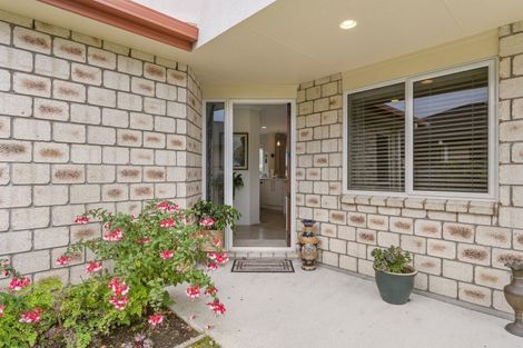 Photo of property in 24/100 Millers Road, Brookfield, Tauranga, 3110