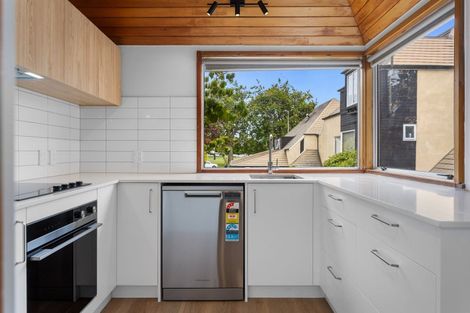 Photo of property in Cranleigh Mews, 5/10 Cranmer Square, Christchurch Central, Christchurch, 8013
