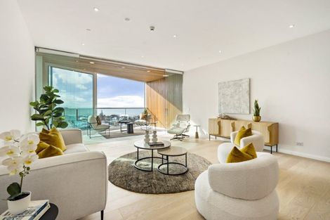 Photo of property in 3/258 Lake Road, Hauraki, Auckland, 0622