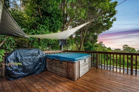Photo of property in 894 West Coast Road, Waiatarua, Auckland, 0604