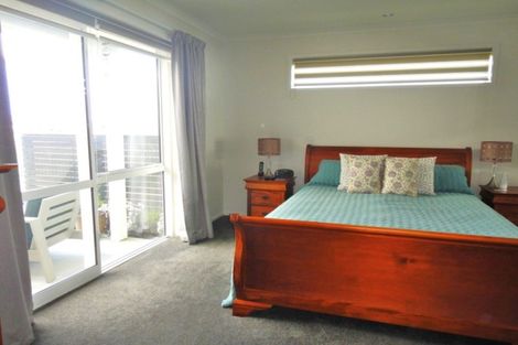 Photo of property in 6 Ara Kahika Lane, One Tree Point, 0118