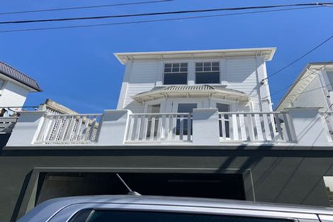 Photo of property in 54 Porritt Avenue, Mount Victoria, Wellington, 6011