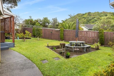 Photo of property in 87 Rangituhi Crescent, Takapuwahia, Porirua, 5022