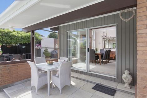 Photo of property in 6 Rutherglen Avenue, Ilam, Christchurch, 8041