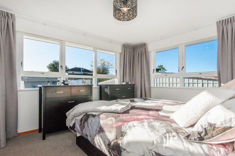 Photo of property in 2 Given Street, Havelock North, 4130