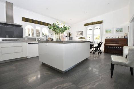 Photo of property in 12 Rhodes Street, Carterton, 5713