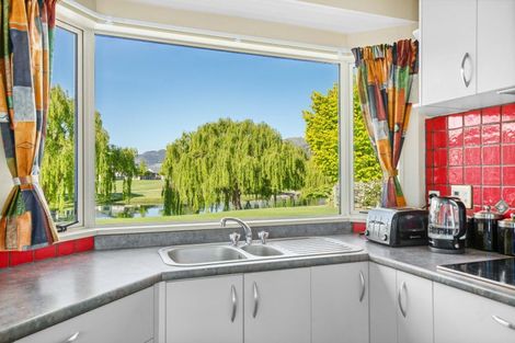 Photo of property in 27 Pisa Moorings Road, Mount Pisa, Cromwell, 9383