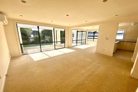 Photo of property in 2/96 Saint Johns Road, Saint Johns, Auckland, 1072