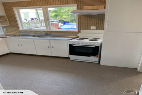 Photo of property in 92 Te Atatu Road, Te Atatu South, Auckland, 0610