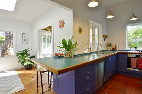 Photo of property in 29 Stafford Road, Northcote Point, Auckland, 0627