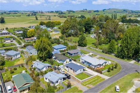 Photo of property in 33 Carruthers Street, Otane, 4202