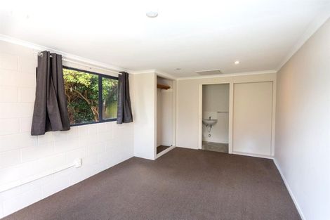 Photo of property in 100 Suva Street, Upper Riccarton, Christchurch, 8041