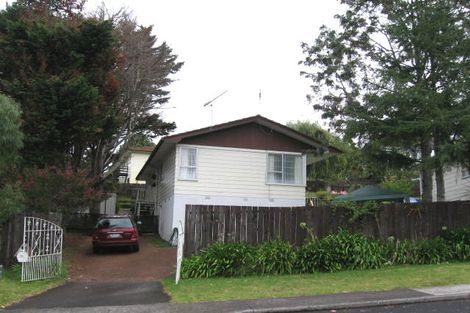 Photo of property in 28 Regency Place, Sunnynook, Auckland, 0632