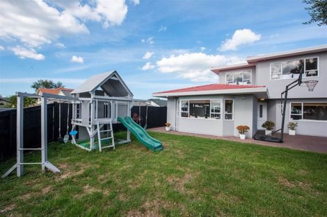 Photo of property in 313 Hobsonville Road, Hobsonville, Auckland, 0618