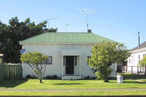 Photo of property in 24 Disraeli Street, Gisborne, 4010