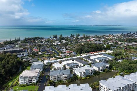Photo of property in 30 Eaves Bush Parade, Orewa, 0931